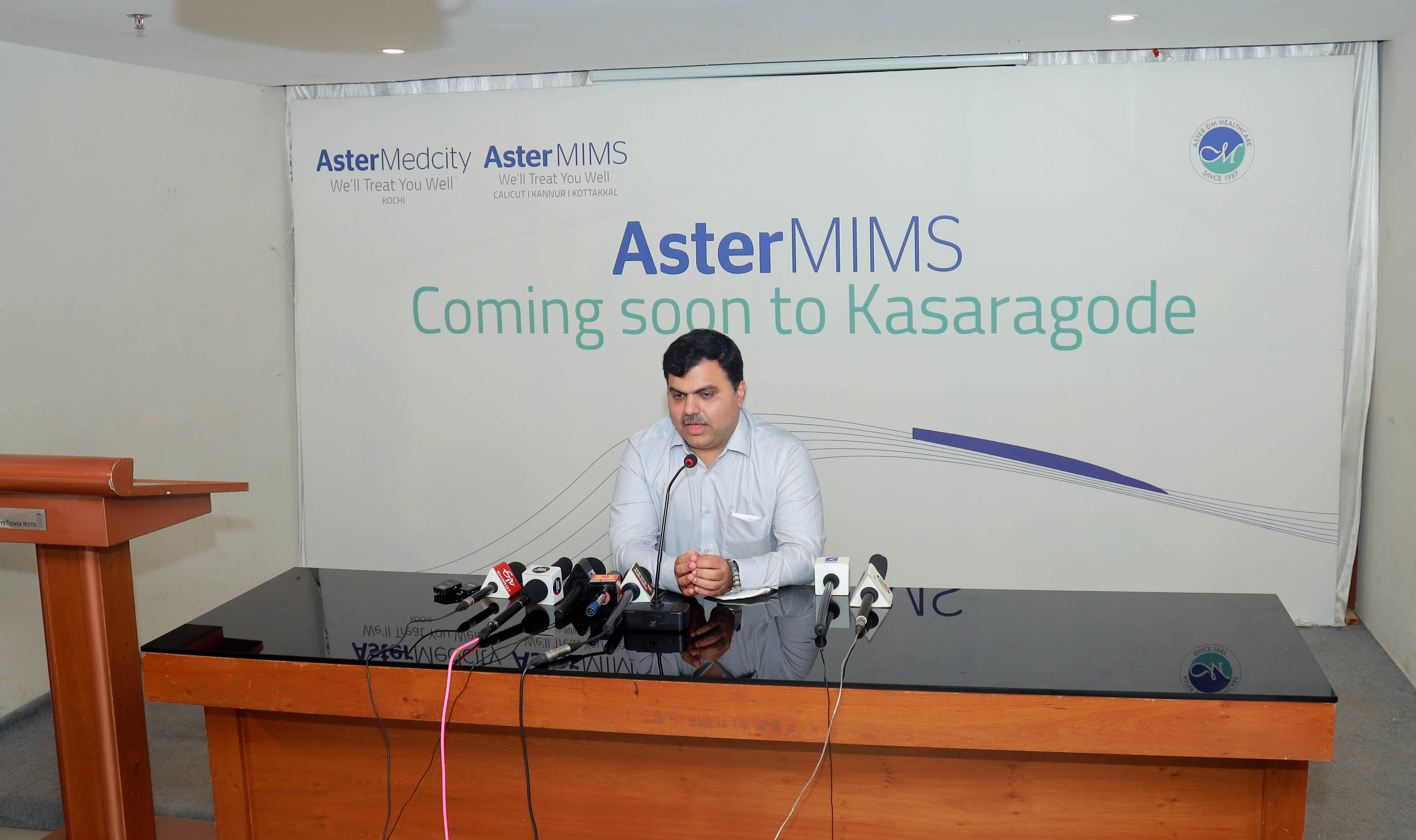 Mr Farhan Yasin Regional Director Aster Kerala and Oman Clusters at the signing ceremony