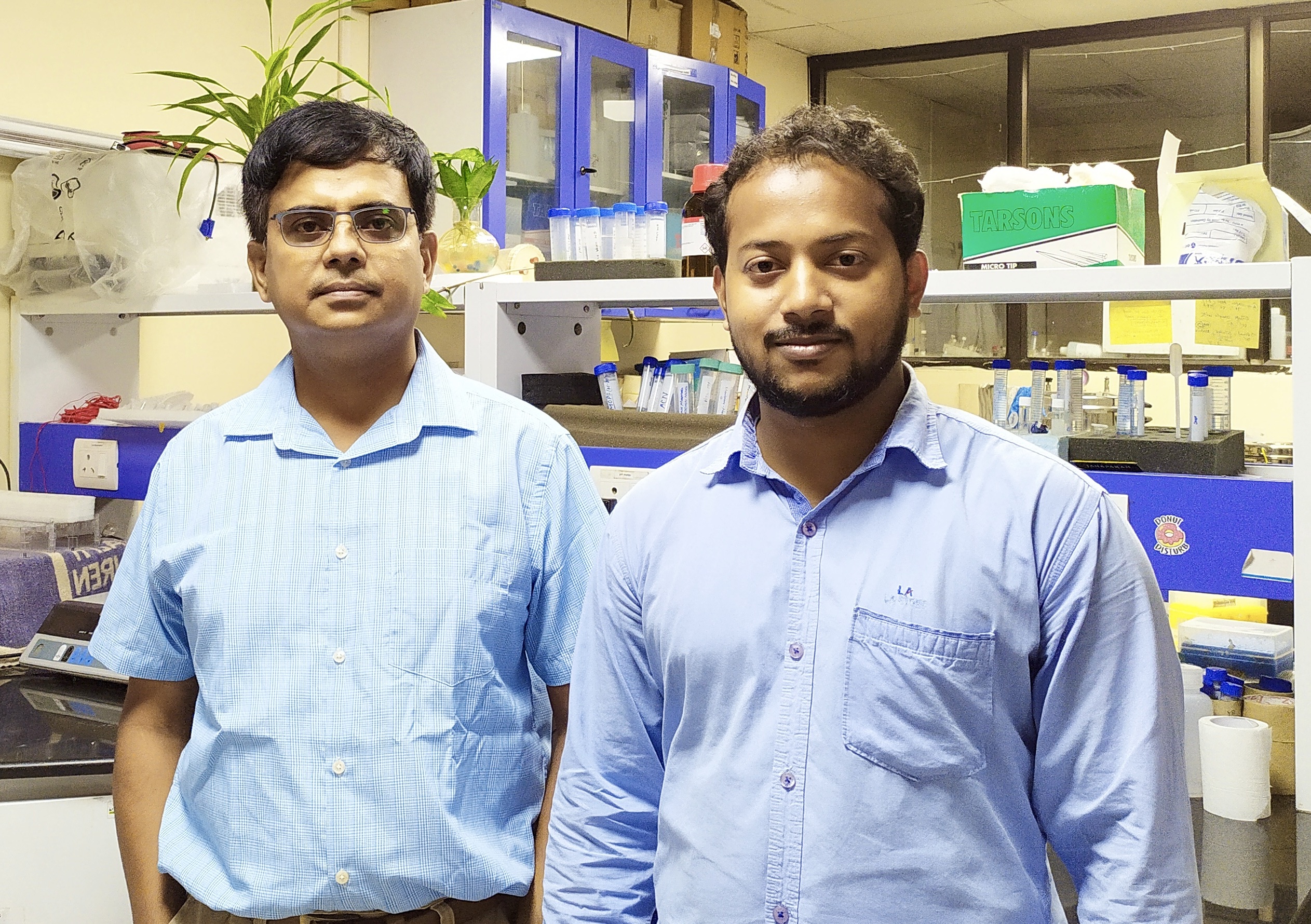 Left Prof. Debasis Manna Department of Chemistry IIT Guwahati along with his research scholar