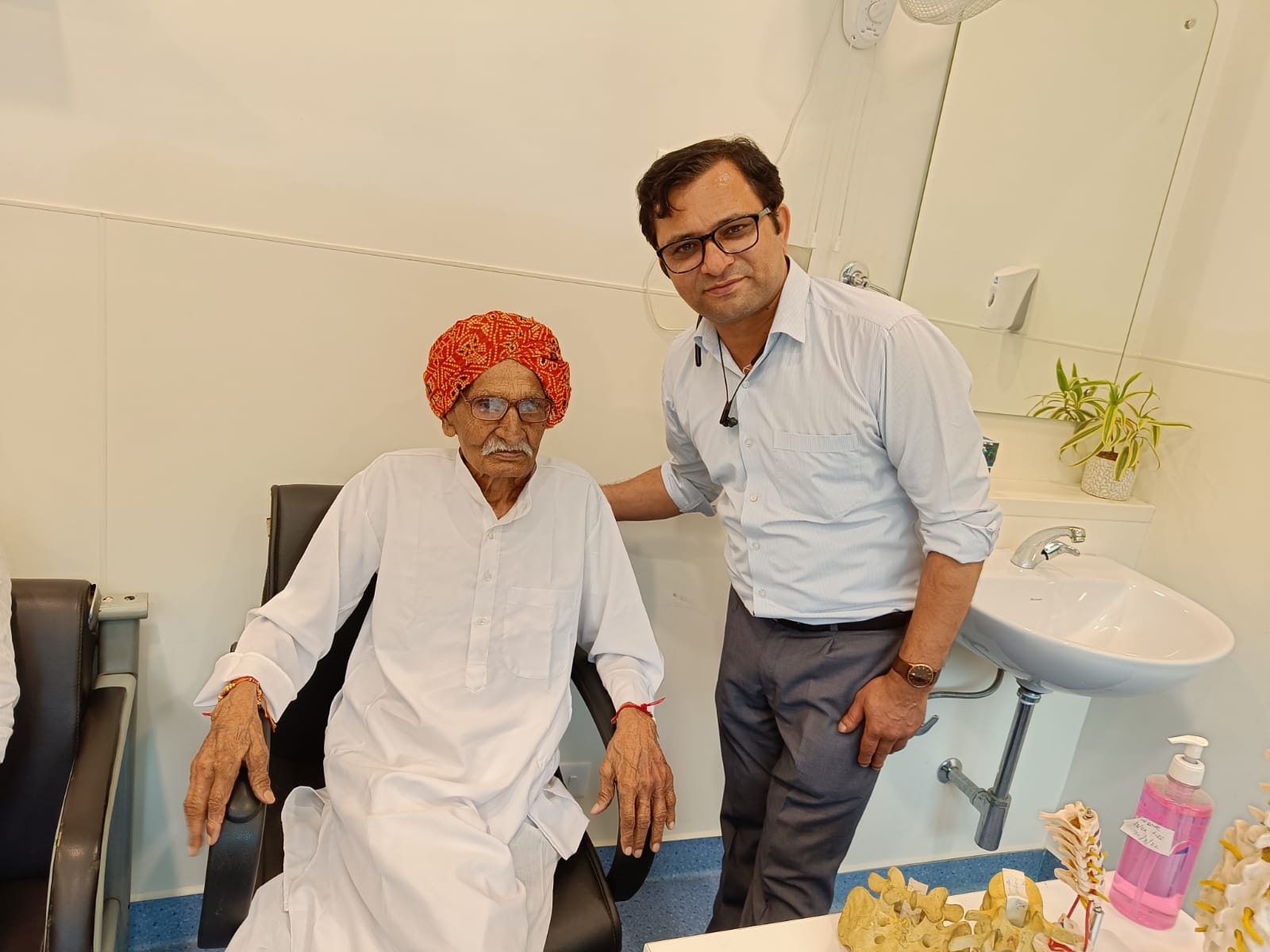 Patient Sriram left side with doctor Mukesh Pandey Right side