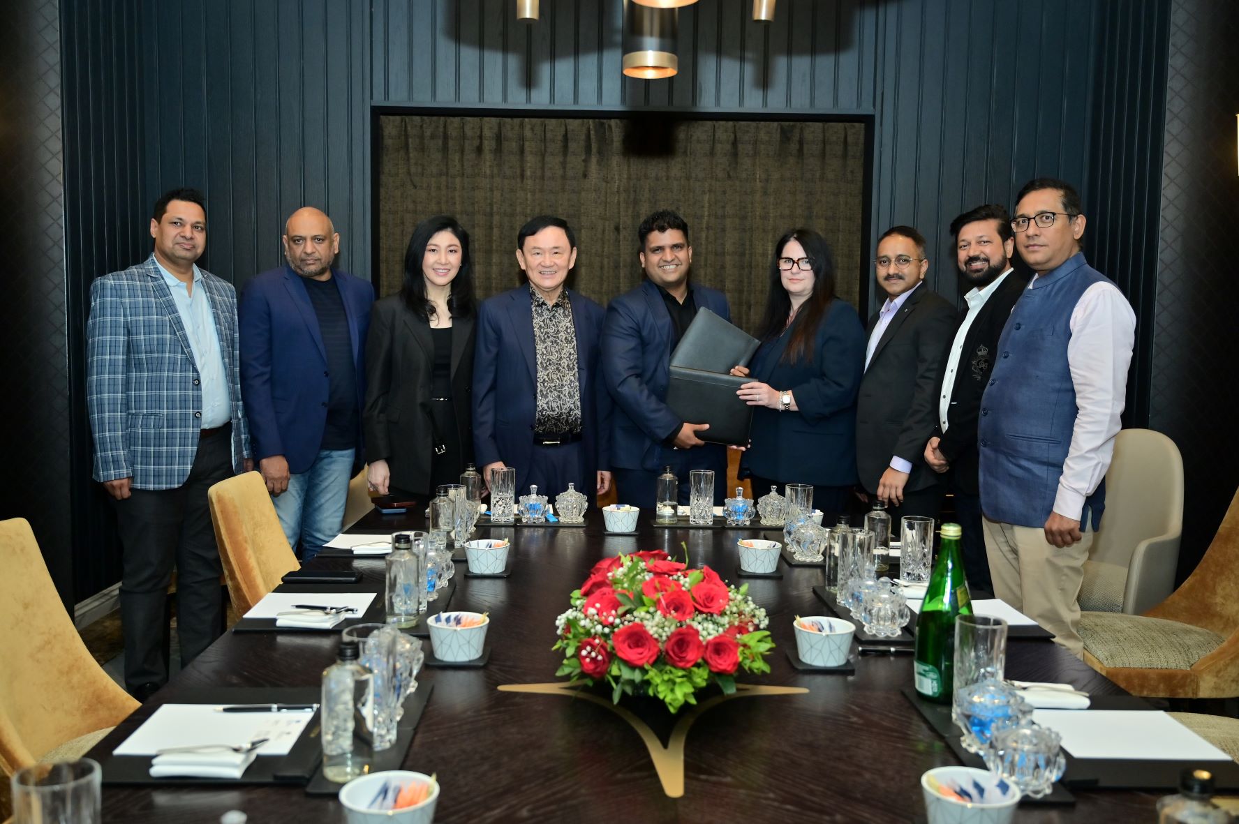 Photo of MoU signing with DnaNudge 2 2