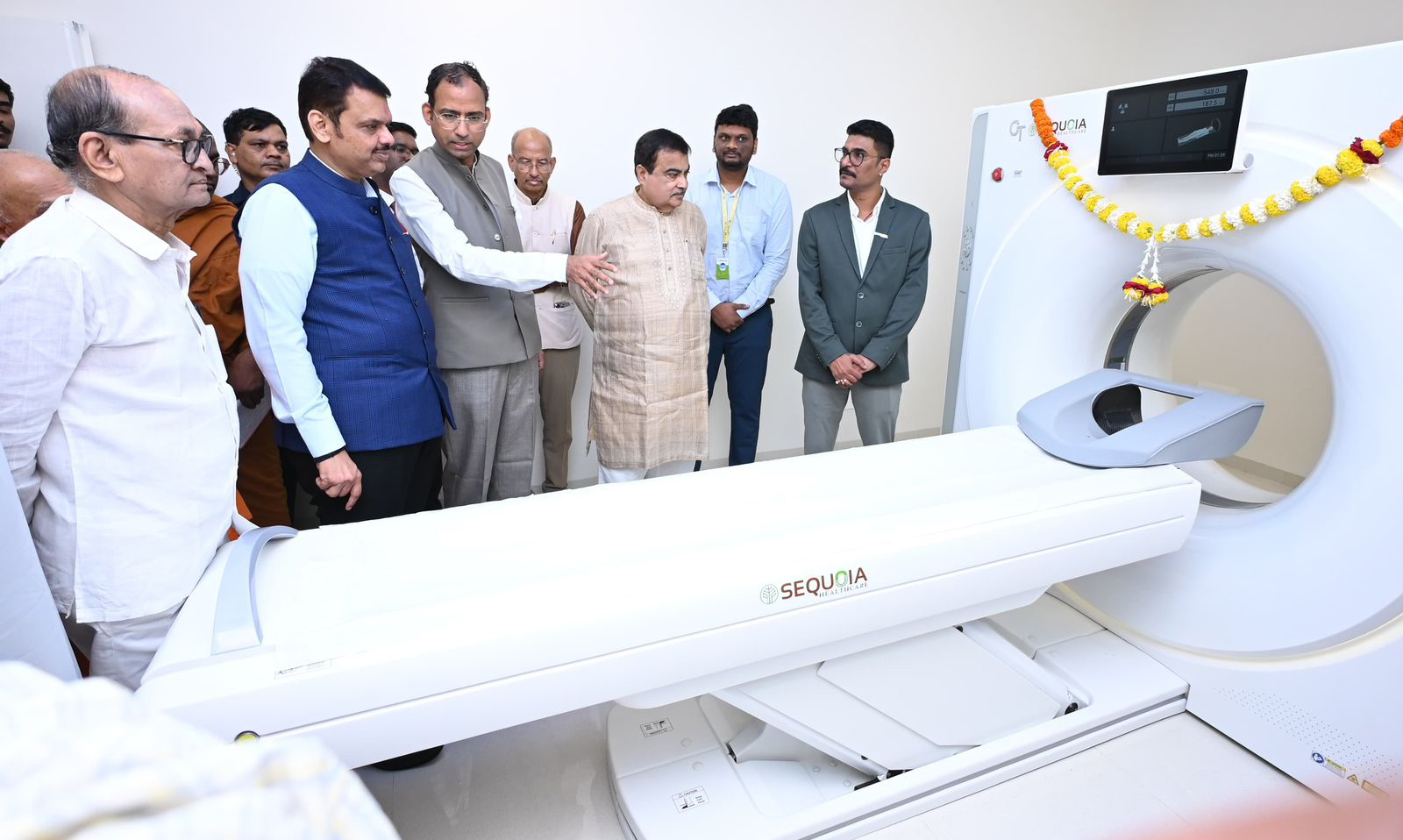 Minister gadkari and Dr sharma AMTZ